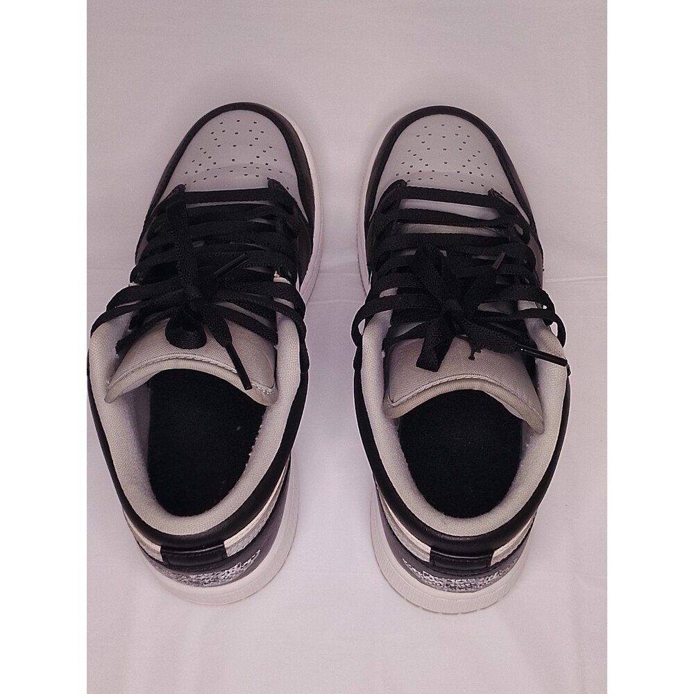 Nike Air Jordan 1 Low - Picture 4 of 13